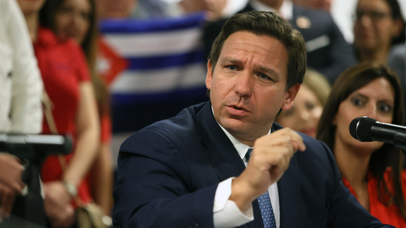 Florida Withholds School Board Salaries as Two Districts Defy DeSantis’ Ban on Mask Mandates – NewsWars