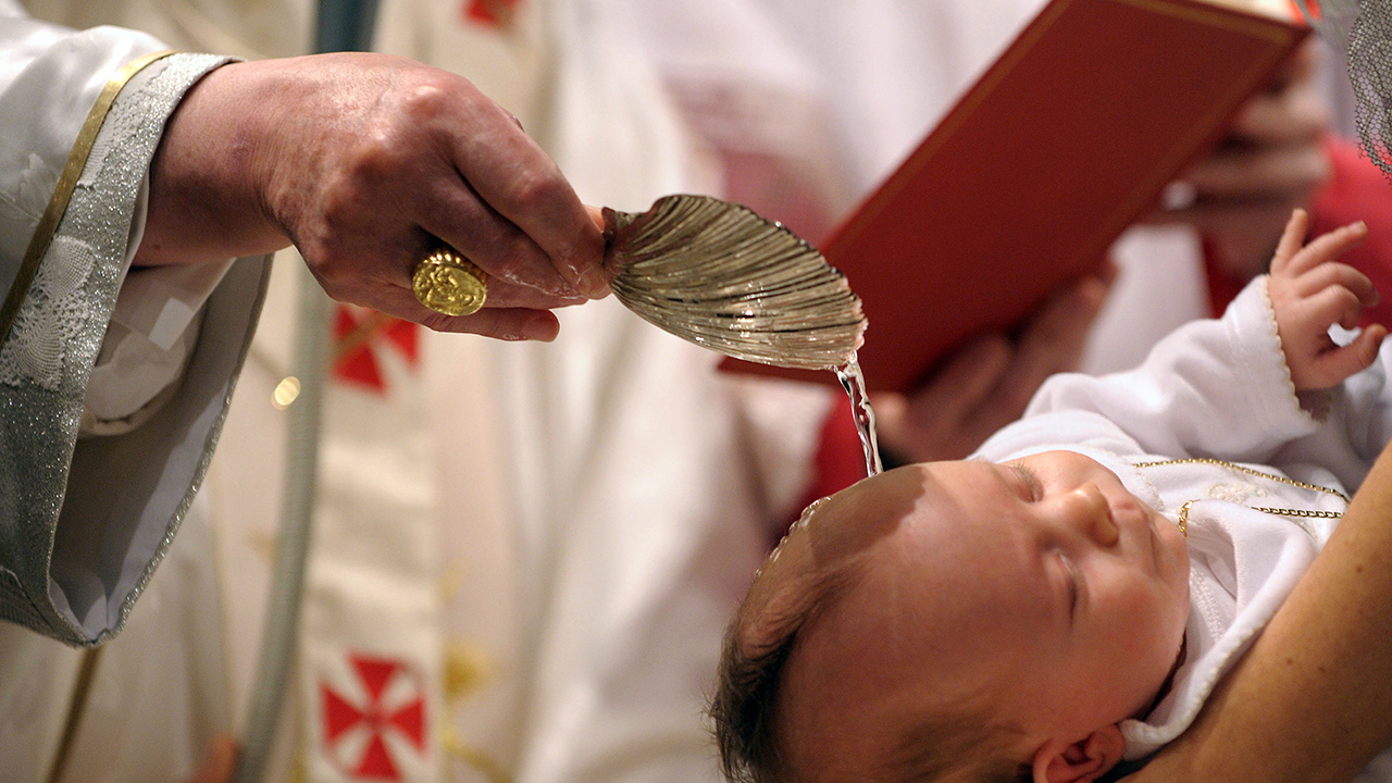 Priest incorrectly performed thousands of baptisms by changing word, making them invalid | Fox News