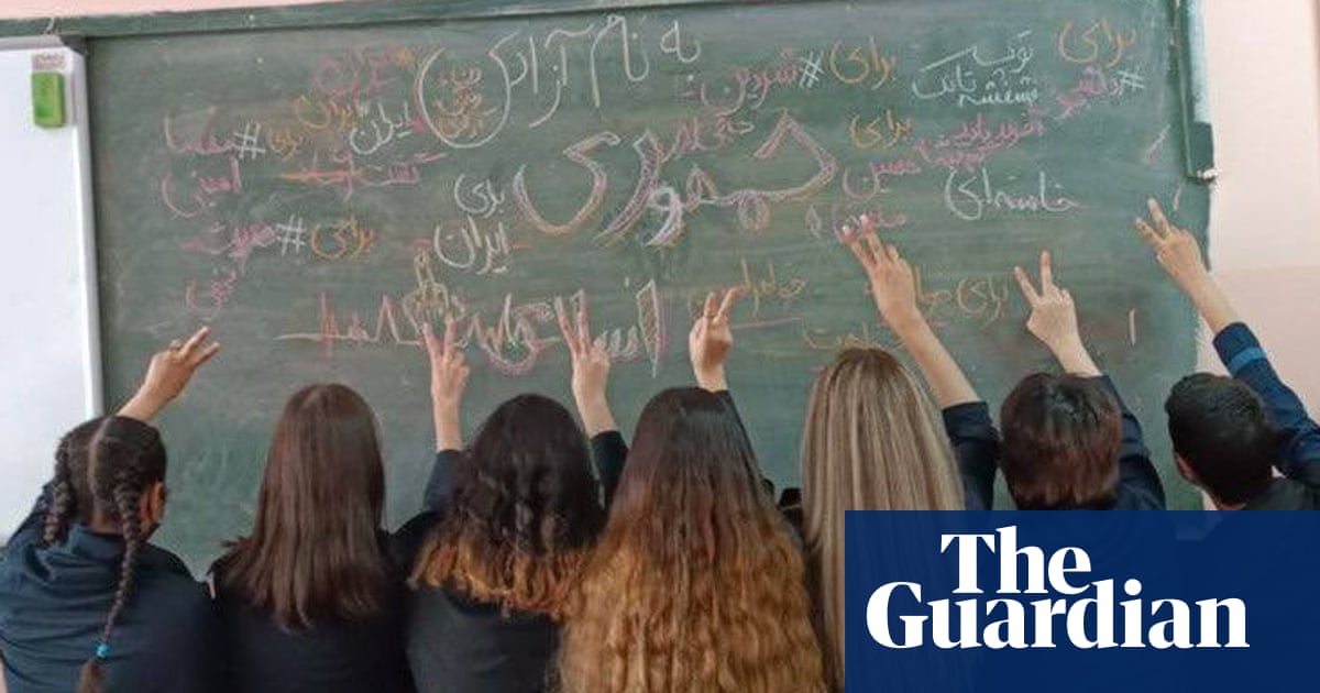 Iranian schoolgirls take up battle cry as protests continue | Iran | The Guardian