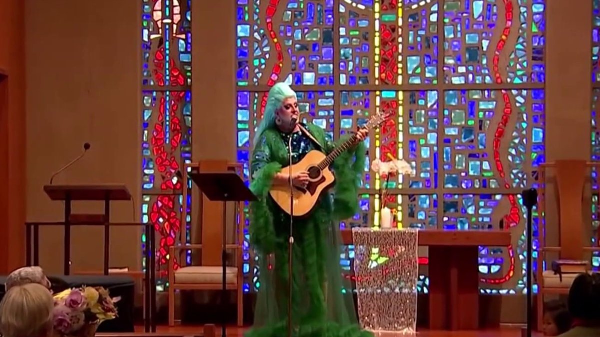 San Francisco church hosts its first ever ‘Drag Queen Bible Story Hour’ – NBC Bay Area